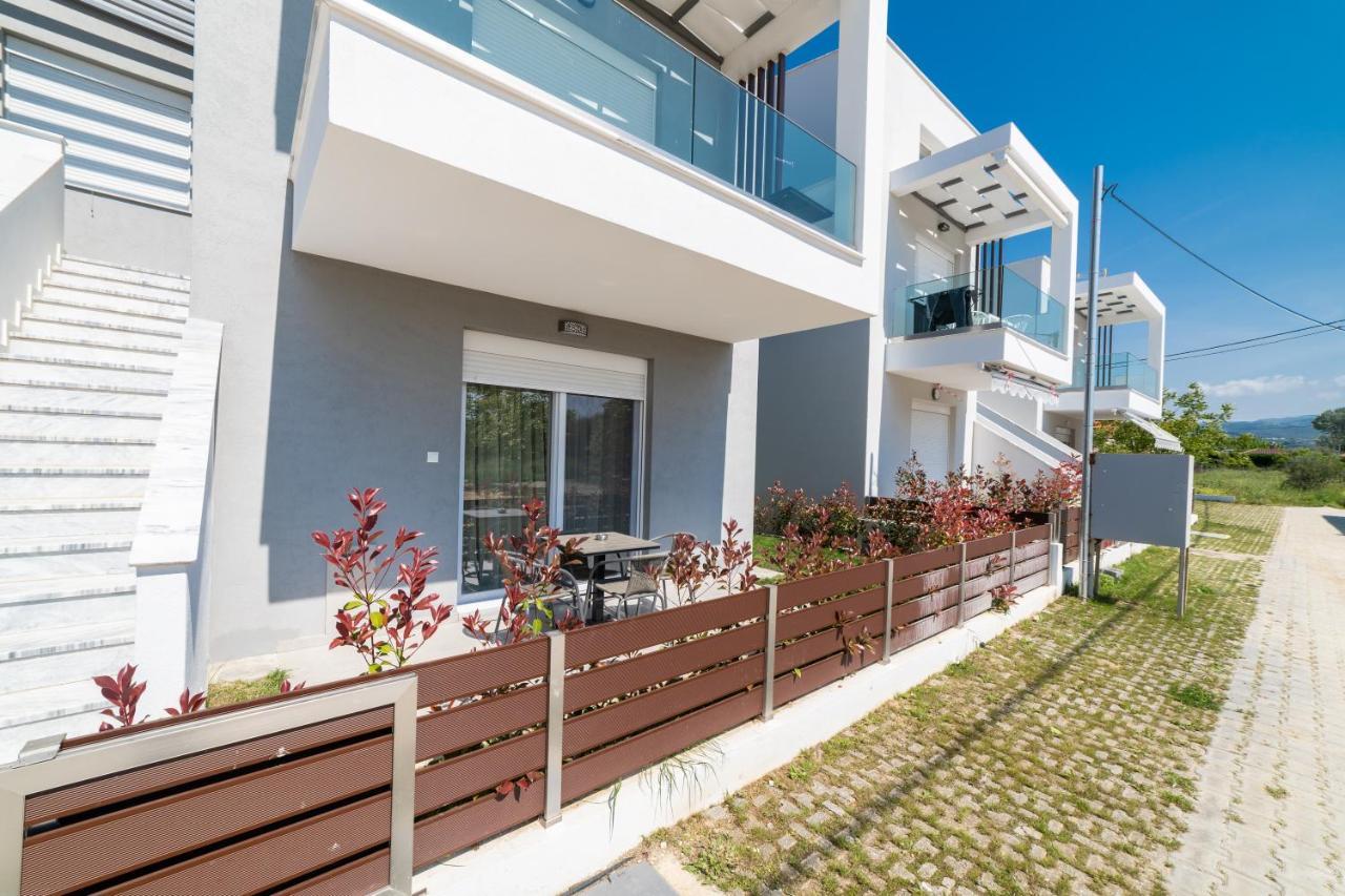 Kleoniki & Irida Residential Complexes Apartment Ofrínion Exterior photo