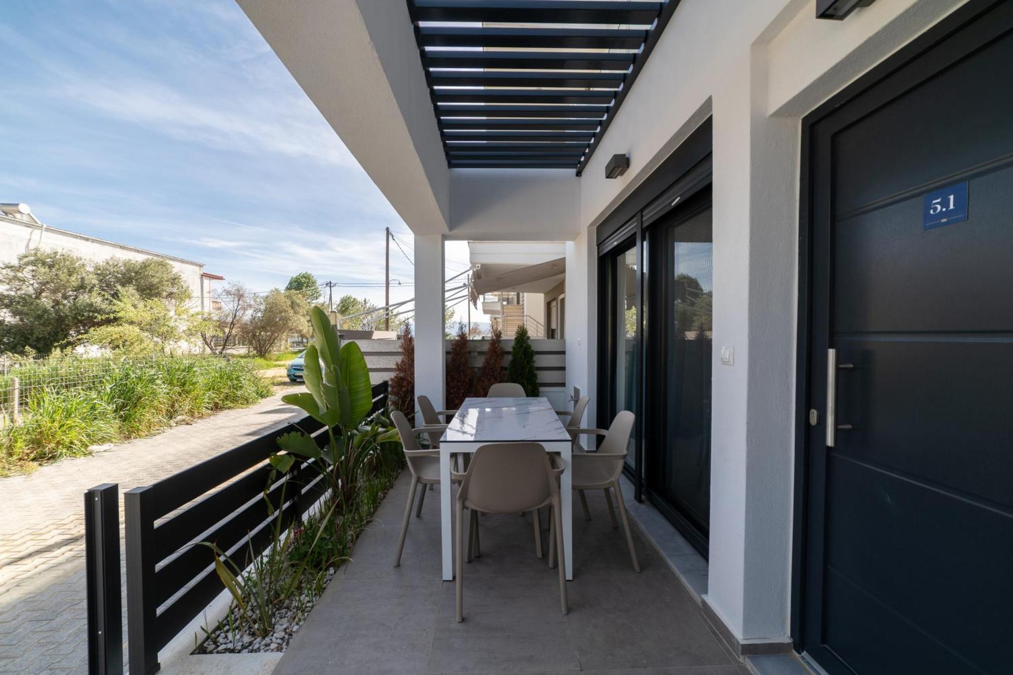 Kleoniki & Irida Residential Complexes Apartment Ofrínion Exterior photo